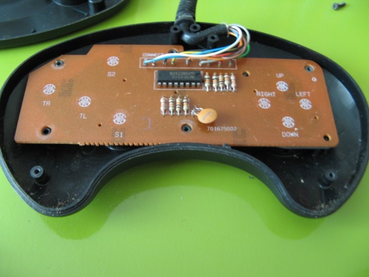 manette megadrive ouvrir circuit